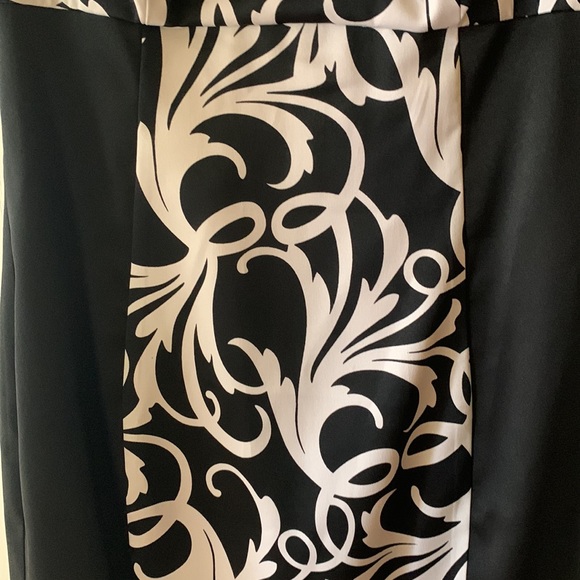 Brand new to the knee dress size 12 London times - Picture 3 of 4